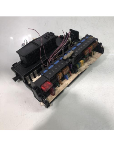 Porte fusible BMW SERIE 3 E46 PHASE 1 Diesel