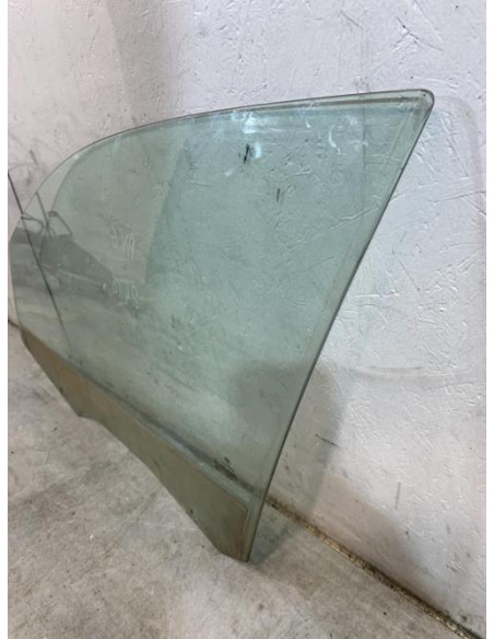 Vitre avant gauche BMW SERIE 1 E87 PHASE 2 Diesel