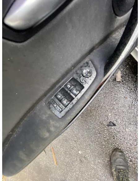 Ceinture avant droit BMW SERIE 1 E87 PHASE 1 Diesel