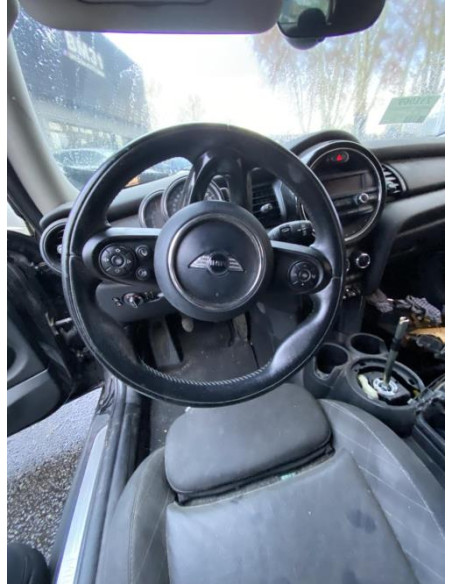 Fusee avant gauche MINI MINI 3 F56 PHASE 1 Diesel