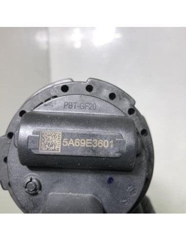 Pompe à eau BMW X1 U11 