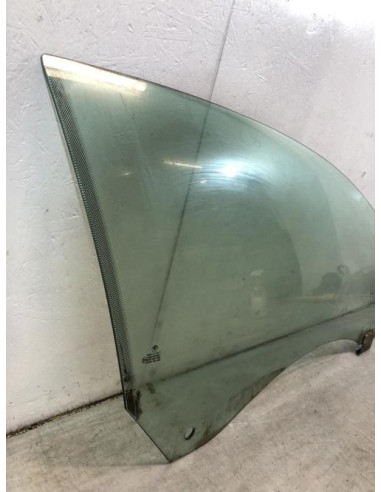 Vitre avant droit BMW SERIE 6 E63 COUPE PHASE 1 Essence