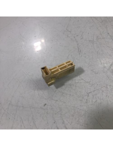Contacteur feu stop BMW SERIE 1 F20 PHASE 1 Diesel