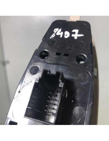 Interrupteur de leve vitre avant gauche BMW SERIE 1 F20 PHASE 1 Diesel