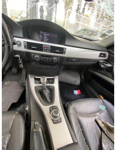 Vitre avant gauche BMW SERIE 3 E90 PHASE 2 Diesel