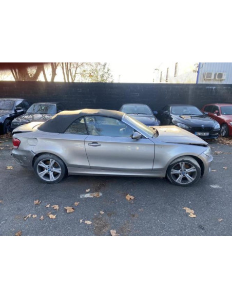 Eclairage de plafonnier BMW SERIE 1 E88 CABRIO Essence