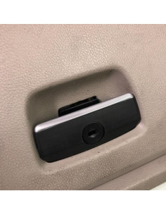 Boite a gants BMW SERIE 1 E88 CABRIO Diesel 2