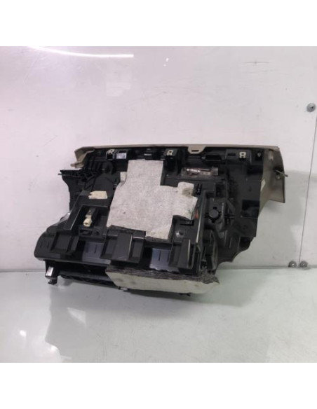 Boite a gants BMW SERIE 1 E88 CABRIO Diesel