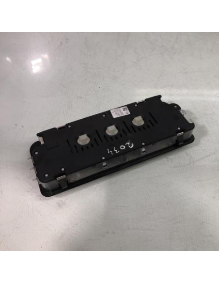 Eclairage de plafonnier BMW SERIE 1 E88 CABRIO Diesel