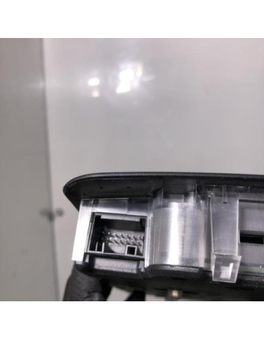 Eclairage de plafonnier BMW SERIE 1 E88 CABRIO Diesel