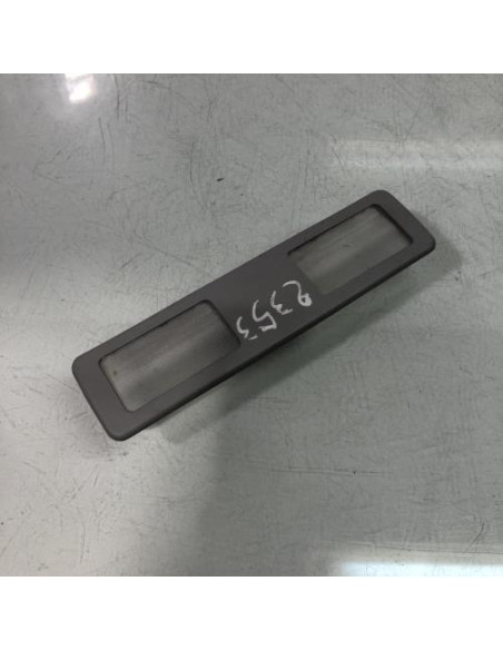 Eclairage de plafonnier BMW SERIE 7 E38 Essence