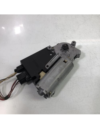 Moteur toit ouvrant BMW SERIE 7 E38 Essence