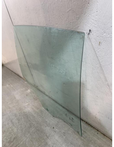 Vitre arriere droit BMW SERIE 1 F20 PHASE 2 Essence