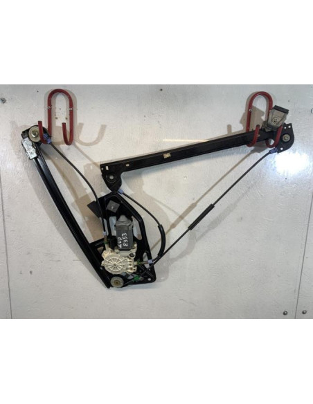 Leve vitre electrique avant droit BMW SERIE 7 E38 Essence
