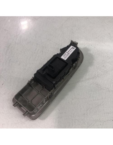 Interrupteur de leve vitre avant droit BMW SERIE 1 E88 CABRIO Diesel