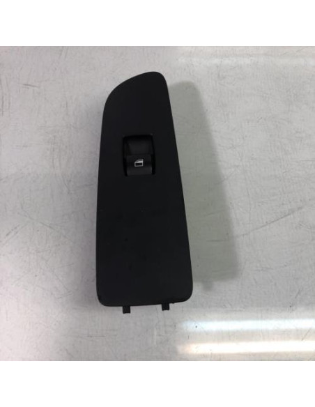 Interrupteur de leve vitre avant droit BMW SERIE 1 E81 Diesel