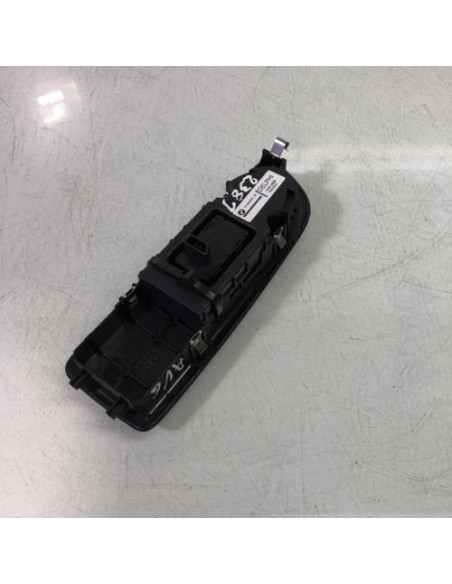 Interrupteur de leve vitre avant droit BMW SERIE 1 E81 Diesel