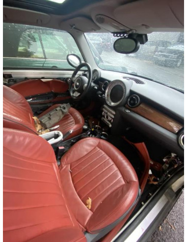 Volant MINI MINI 2 R56 PHASE 1 Essence