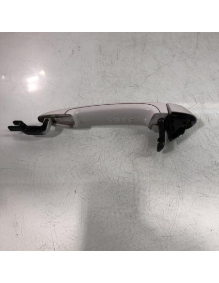 Poignee porte arriere droit BMW SERIE 1 F20 PHASE 2 Diesel