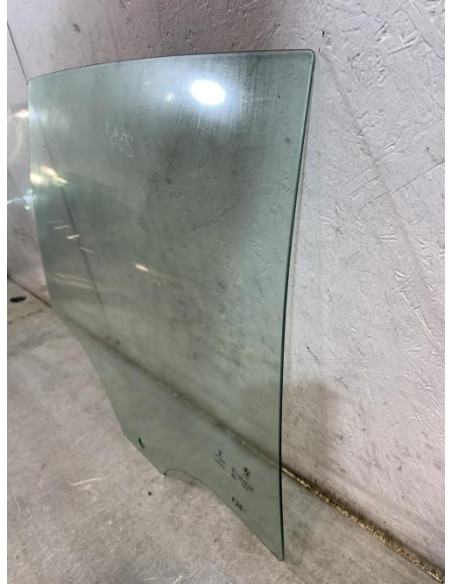 Vitre arriere droit BMW SERIE 1 F20 PHASE 2 Diesel