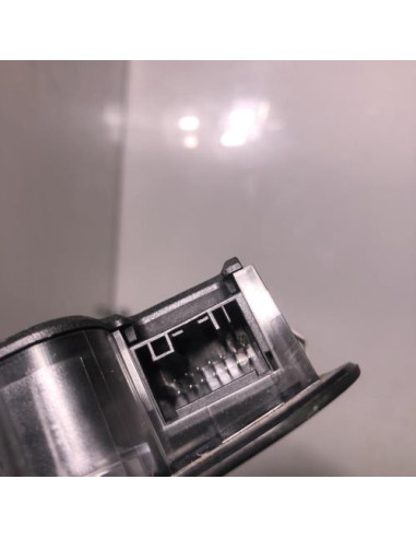 Eclairage de plafonnier BMW SERIE 1 E88 CABRIO Diesel