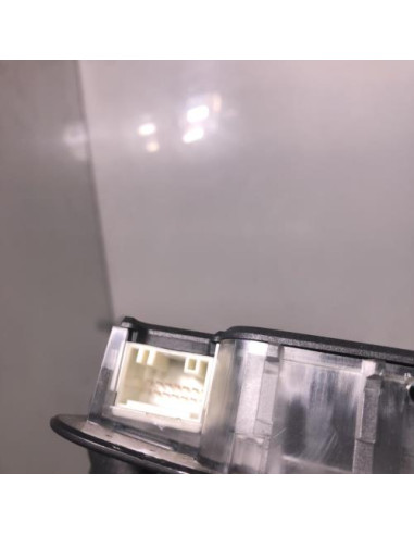 Eclairage de plafonnier BMW SERIE 1 E88 CABRIO Diesel