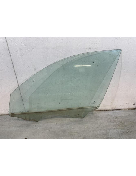 Vitre avant gauche BMW SERIE 3 E90 PHASE 1 Diesel