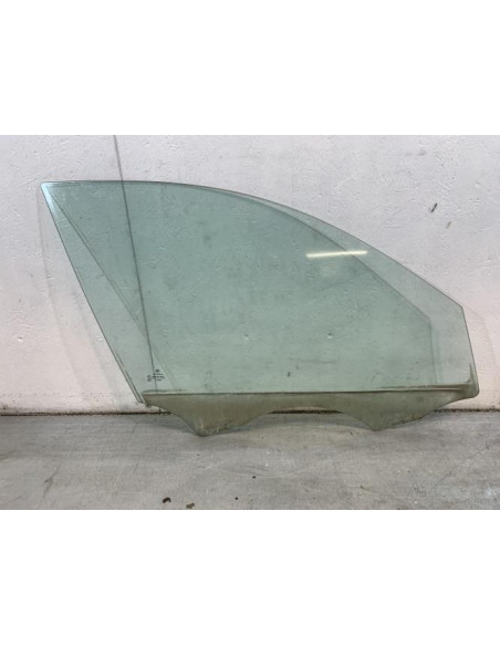 Vitre avant droit BMW SERIE 3 E90 PHASE 1 Diesel