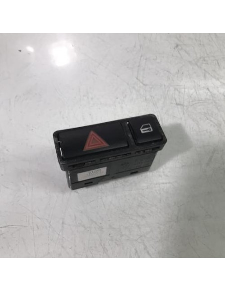 Bouton de warning BMW SERIE 3 E46 PHASE 1 Diesel