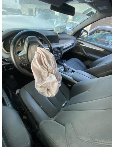 Panneau de porte avant gauche BMW X5 F15 Diesel