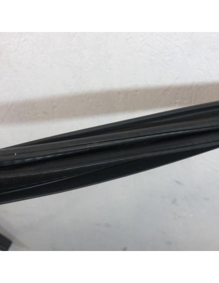 Joint de porte avant droite BMW SERIE 1 E88 CABRIO Diesel