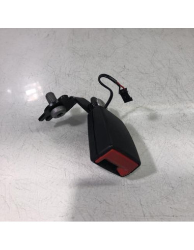 Attache ceinture arriere droit MINI MINI 3 F56 PHASE 1 Essence