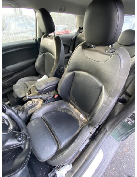 Attache ceinture arriere droit MINI MINI 3 F56 PHASE 1 Essence