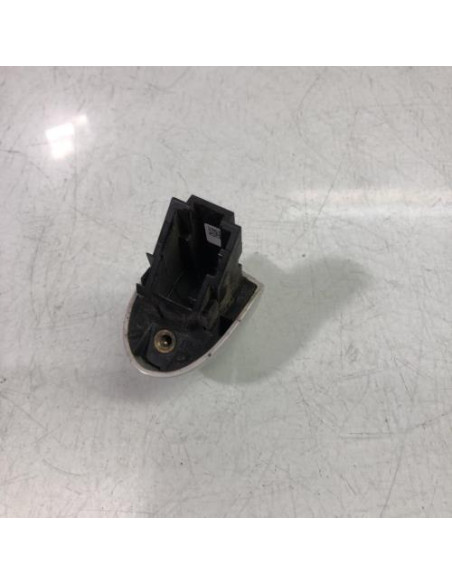 Poignee porte arriere droit BMW SERIE 1 F20 PHASE 1 Diesel