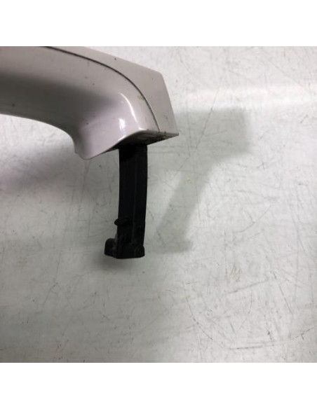 Poignee porte arriere droit BMW SERIE 1 F20 PHASE 1 Diesel