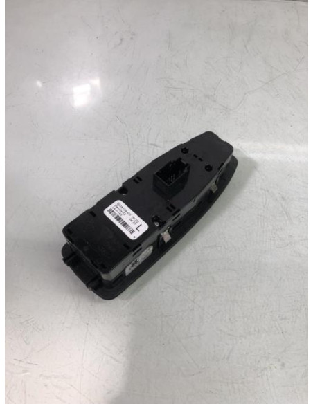 Interrupteur de leve vitre avant gauche BMW SERIE 1 F20 PHASE 1 Diesel