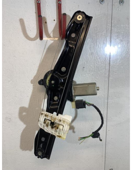 Leve vitre electrique arriere gauche BMW SERIE 1 F20 PHASE 1 Diesel