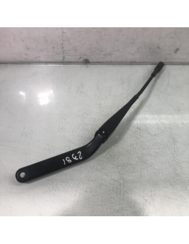 Bras essuie glace avant gauche BMW SERIE 1 E81 Diesel