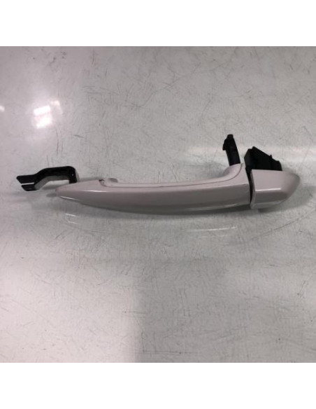 Poignee porte avant droit BMW SERIE 1 E81 Diesel