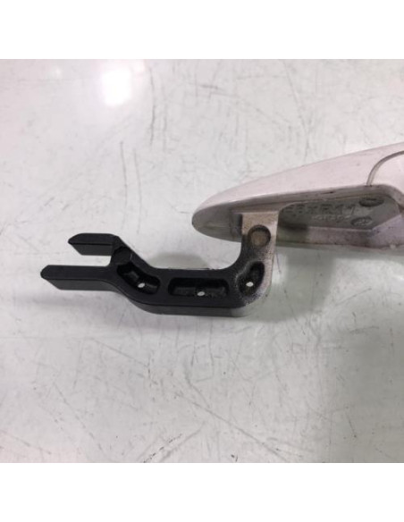 Poignee porte avant droit BMW SERIE 1 E81 Diesel