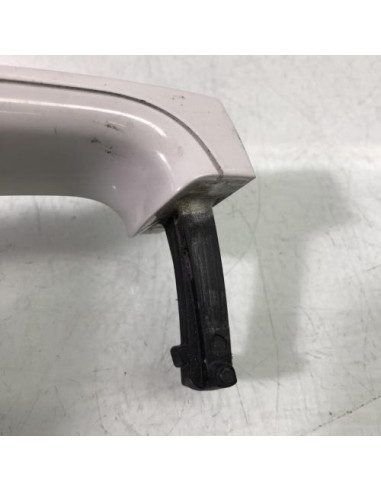 Poignee porte avant droit BMW SERIE 1 E81 Diesel