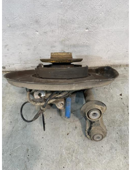 Fusee avant droit BMW SERIE 5 E60 PHASE 2 Diesel