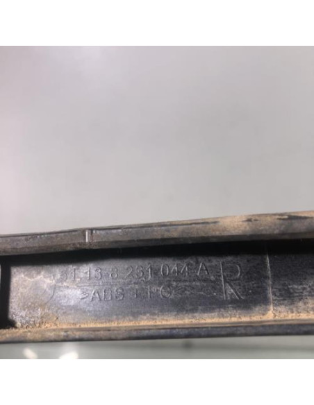 Enjoliveur moustache optique avant droit BMW SERIE 3 E46 PHASE 1 