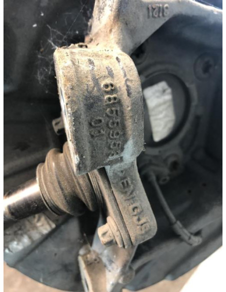 Fusee avant gauche BMW X3 F25 PHASE 2 Diesel