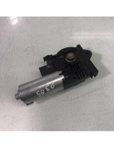 Moteur toit ouvrant BMW SERIE 1 F40 Diesel