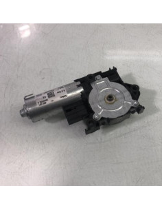 Moteur toit ouvrant BMW SERIE 1 F40 Diesel 2