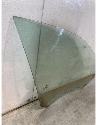 Vitre avant droit BMW SERIE 1 E87 PHASE 1 Diesel