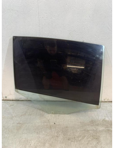 Vitre arriere droit BMW SERIE 1 E87 PHASE 1 Diesel