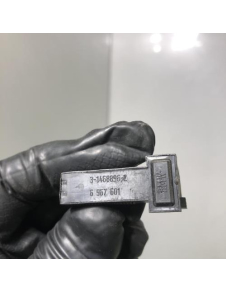 Contacteur feu stop MINI MINI 1 R50/R53 PHASE 2 Essence