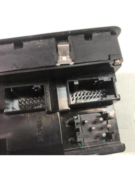 Interrupteur de leve vitre avant gauche BMW SERIE 5 E39 PHASE 2 Diesel